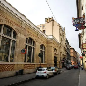 Daire A37 Awesome, Budapeşte