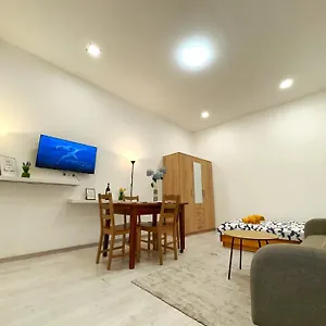 Apartman Private Apartment-7pax, Budapest
