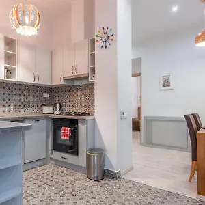 Goldcentral Dob Appartement