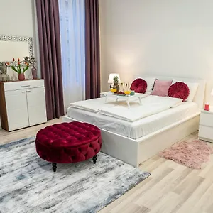  דירה City Centre Deluxe